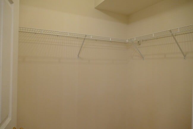 Building Photo - 2052 Spice Cir