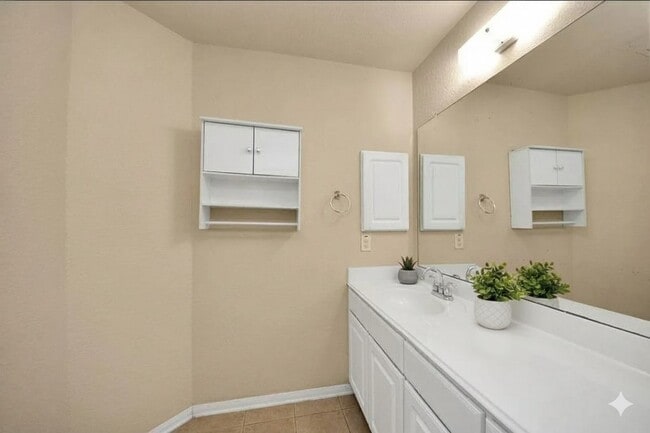 Building Photo - 23547 Legacy Oak St