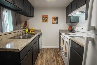 Building Photo - 15100 Golden Eagle Dr