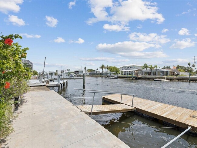 Building Photo - 3272 Minnow Creek Dr