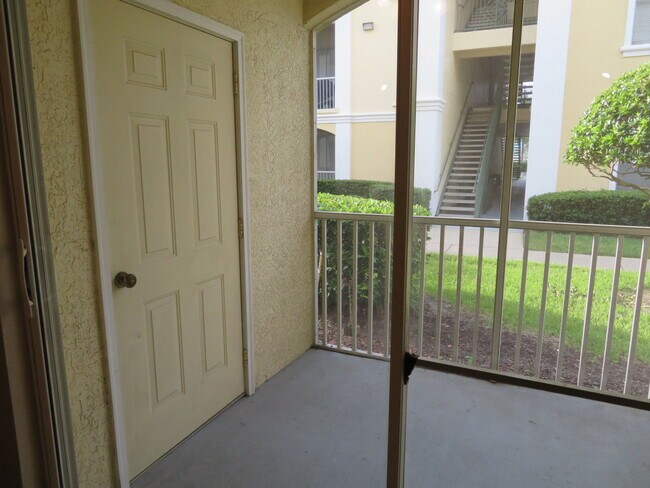 Building Photo - Spacious 4/2 condo in Bella Terra communit...