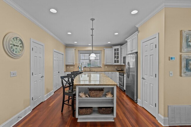 Building Photo - 1311 Bowfin Ln