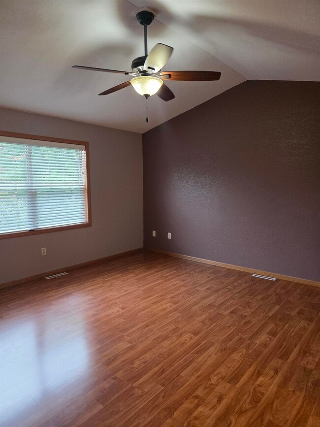 Building Photo - 3177 Bookham Dr