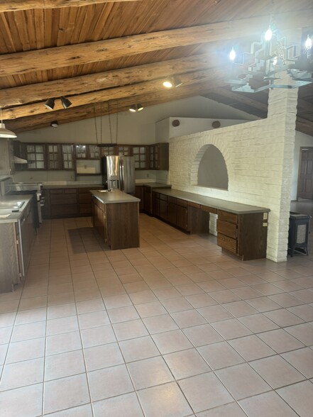 Building Photo - 1102 Big Sky Ln