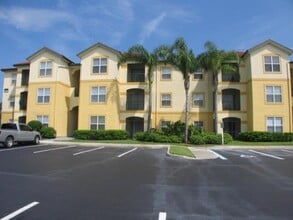 Building Photo - 11490 Villa Grand