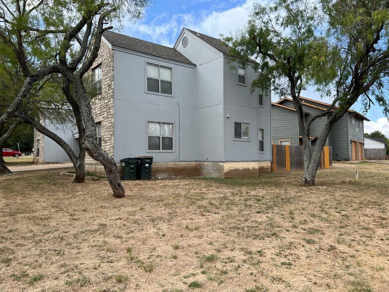 Building Photo - 103 Hughson Ct