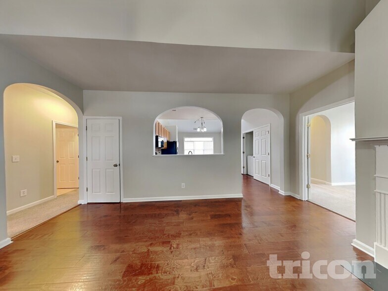 Building Photo - 2704 Mariner Way