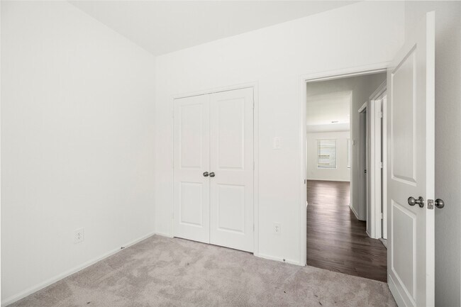 Building Photo - 1351 Antigua Dr