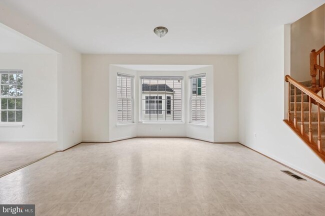 Building Photo - 6310 Cullen Pl