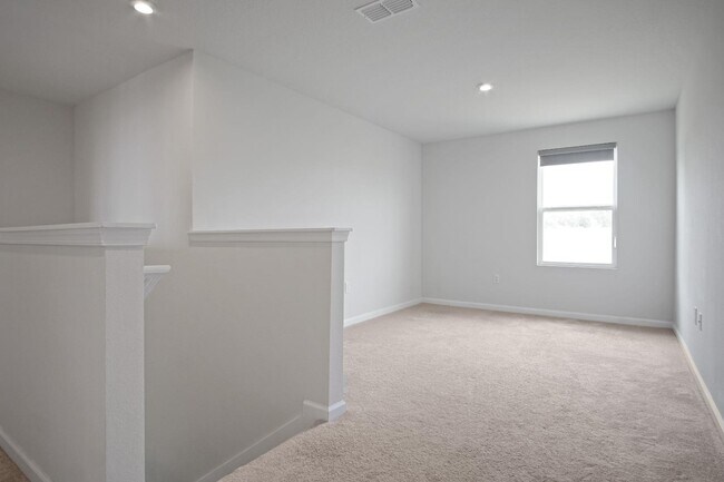 Building Photo - 137 Piave St