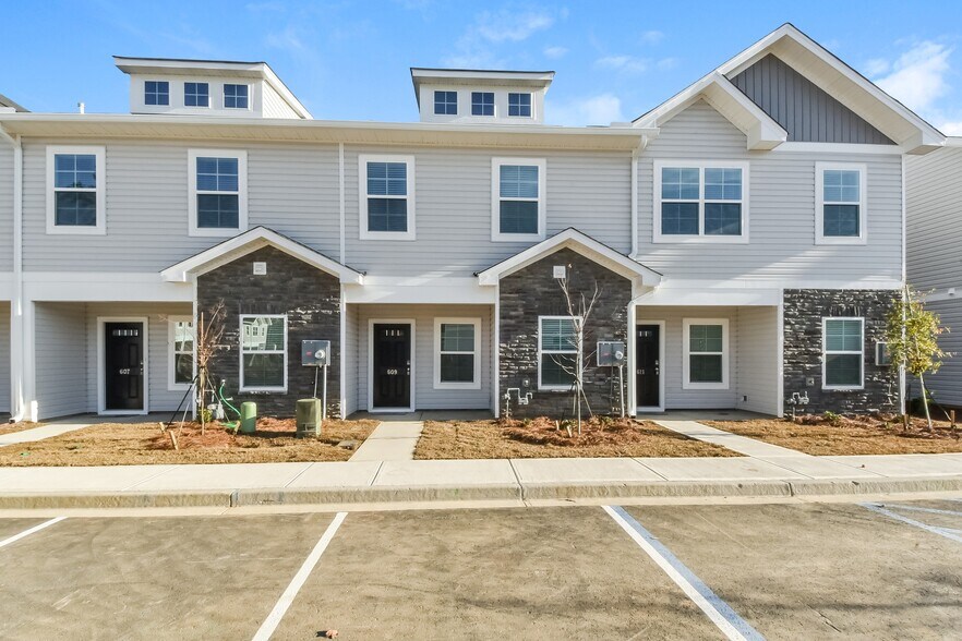 Building Photo - 609 Green Wigeon Rd