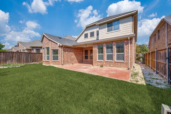 Building Photo - 3216 Denali Dr