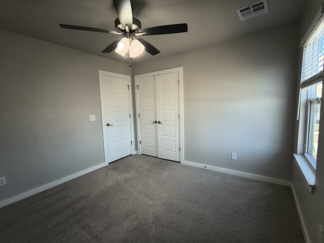 Building Photo - 6259 NW 178th Cir