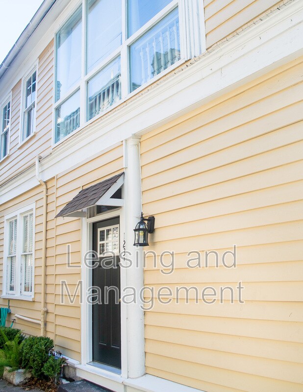 Building Photo - 123 Wentworth St