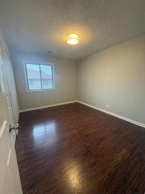 Building Photo - 1025 Manchester Ct