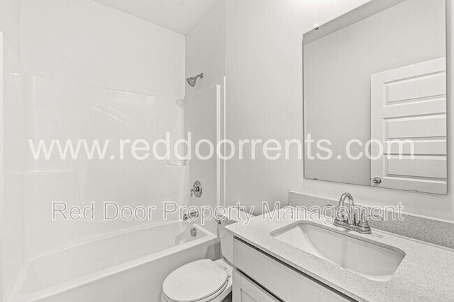 Building Photo - 2954 Grand Rdg Dr