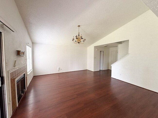 Building Photo - 11701 Hidden Quail Dr