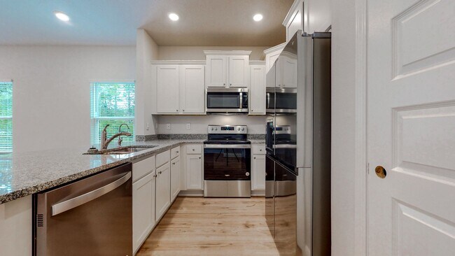 Building Photo - 3 bed 2.5 bathroom townhome in Santa Rosa Beach