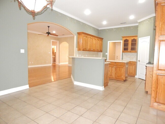 Building Photo - Coming Soon to South Tyler! Stunning 4 Bedroom, 2.5 Bath Home