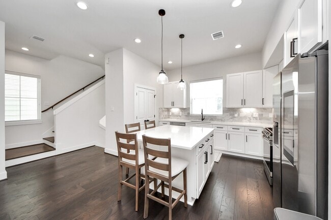 Building Photo - 5502 Wheatley St