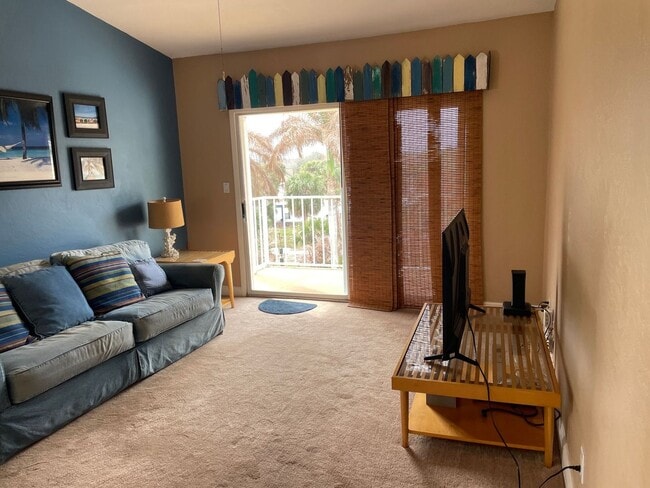 Building Photo - 3rd floor Beach Club Condo in Indialantic, FL!