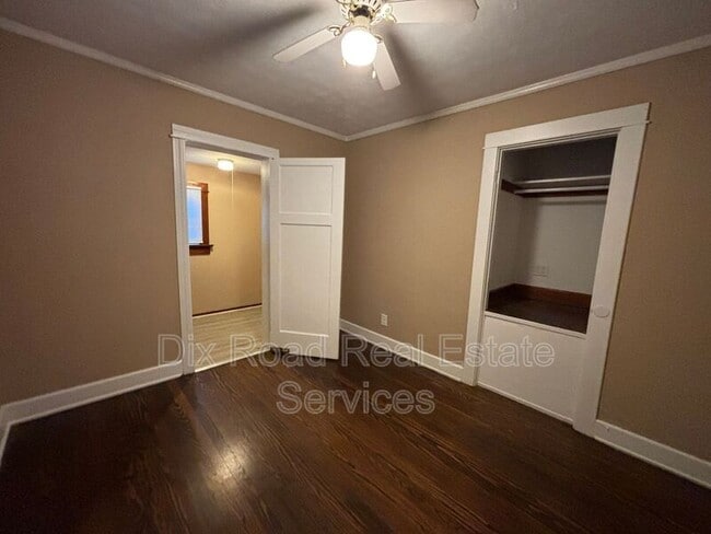 Building Photo - 2404 Mundale Ave