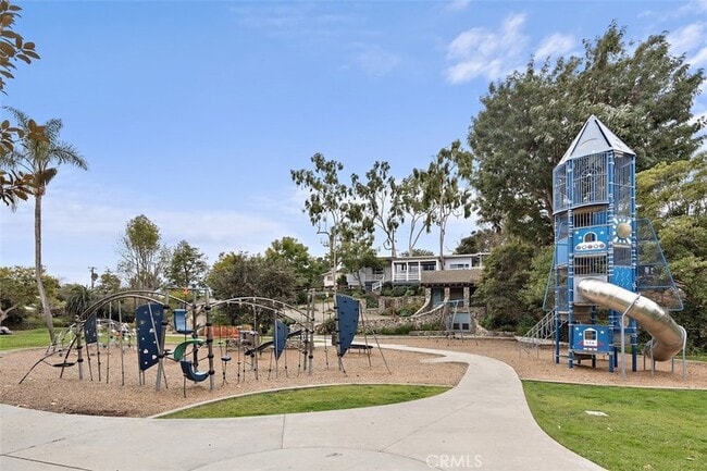 Building Photo - 37 Blue Lagoon