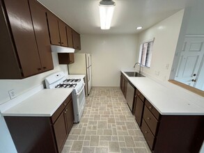 Building Photo - 3490 Santa Maria Way