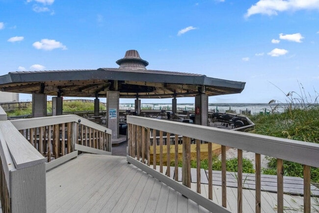 Building Photo - 500 Gulf Shore Dr