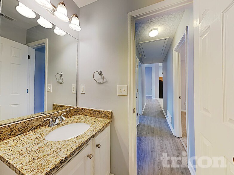 Building Photo - 7837 Poppy Seed Pl