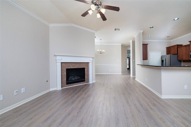 Building Photo - 171 Black Swan Pl