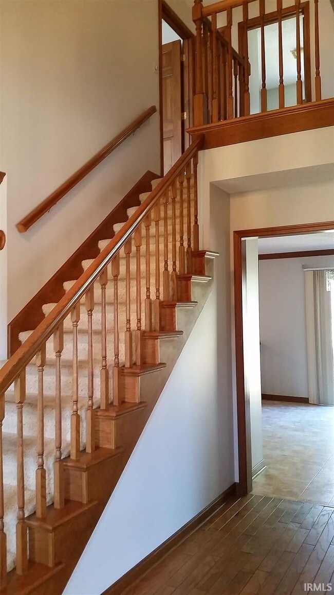 Building Photo - 2939 Woodside Ct