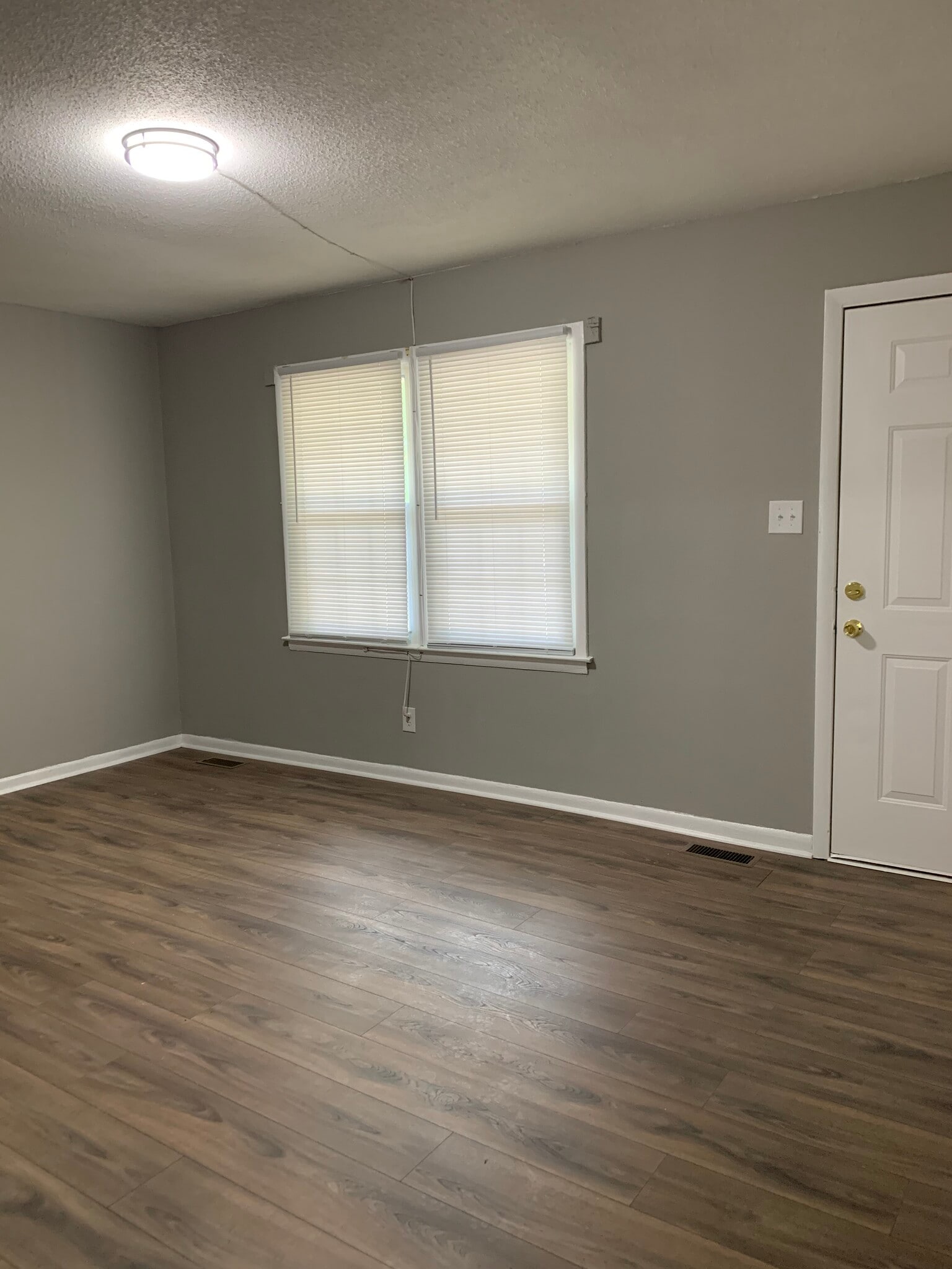 Building Photo - 6605 Rex Rd