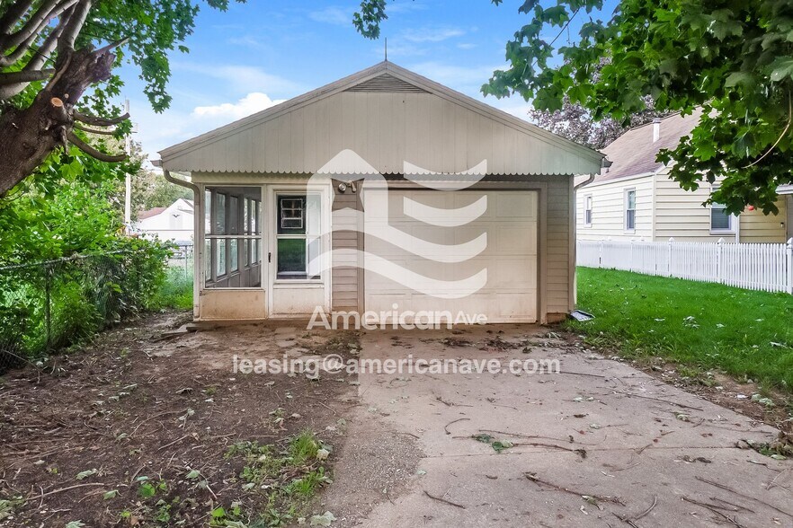 Building Photo - 1217 Homewood Ave SW