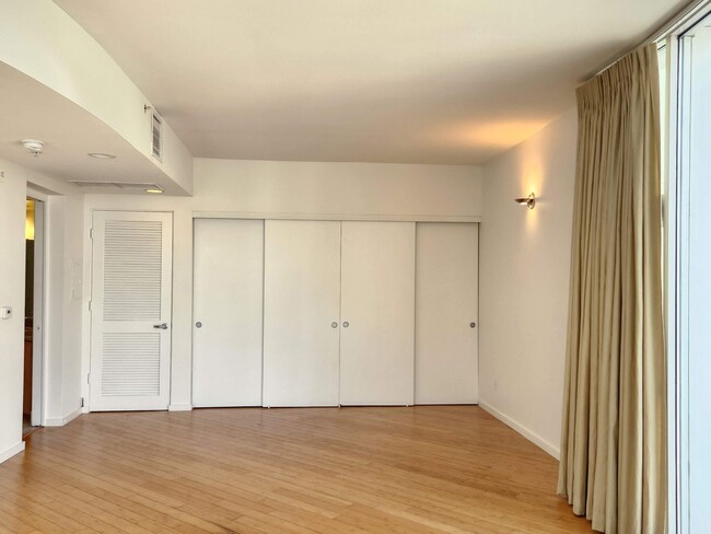 Building Photo - $500 MOVE IN SPECIAL! Experience Luxury at...