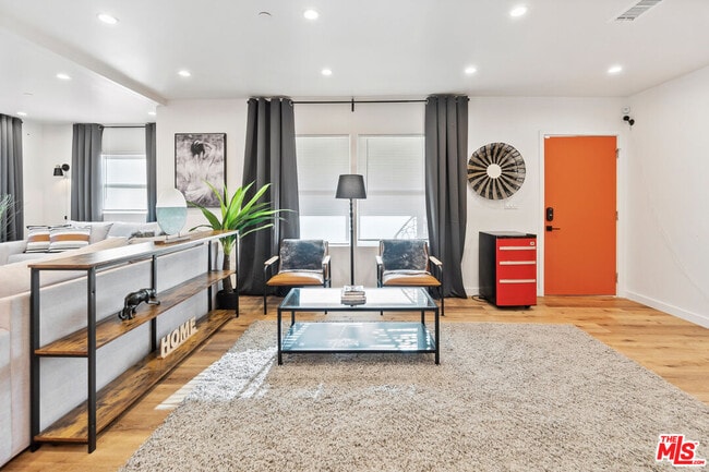 Building Photo - 5500 Morella Ave