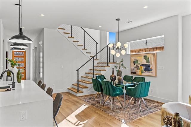 Building Photo - 1619 Bayside St