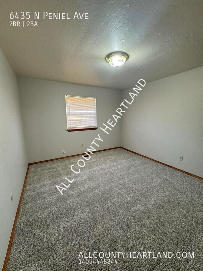 Building Photo - 2 bed 2 bath in North OKC!