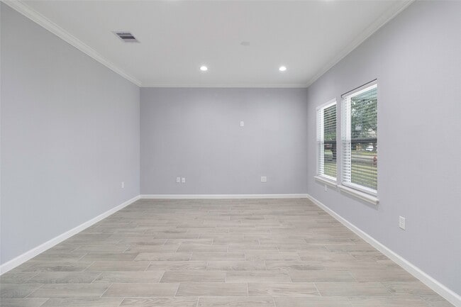 Building Photo - 510 Bluebonnet Dr