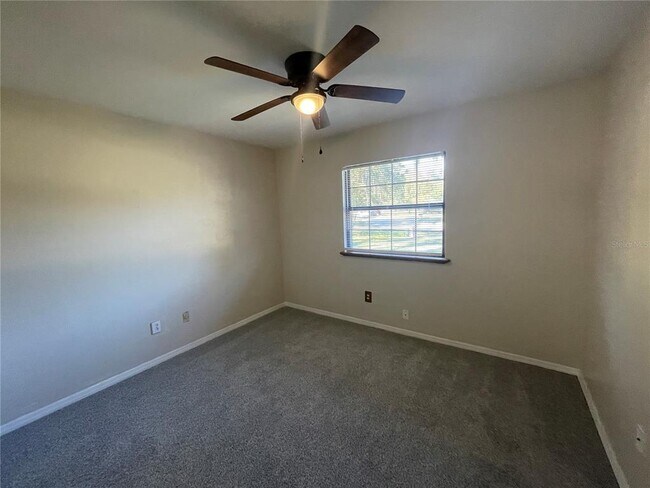 Building Photo - 5601 SW 75th Terrace