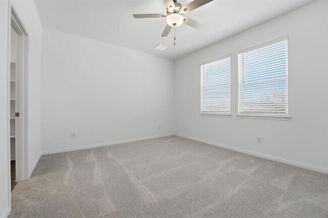 Building Photo - 201 Betsy Rd