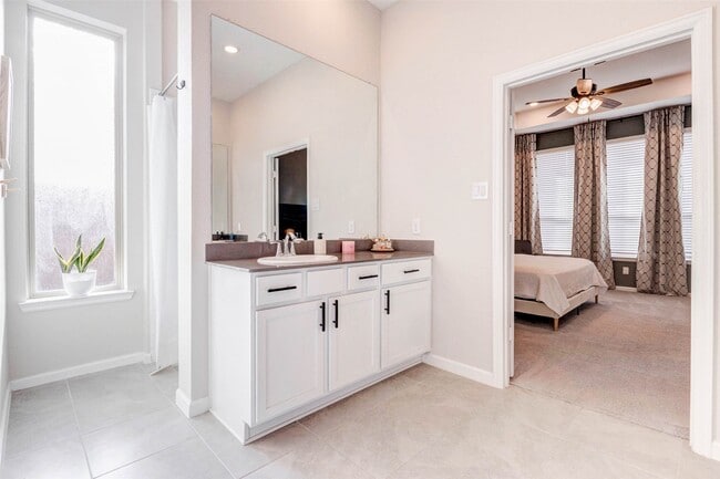 Building Photo - 3716 Field Coast Ln