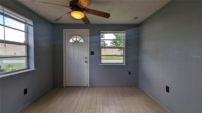 Building Photo - Charming 1 bedroom 1 bath home for rent in...