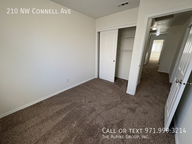 Building Photo - 210 NW Connell Ave