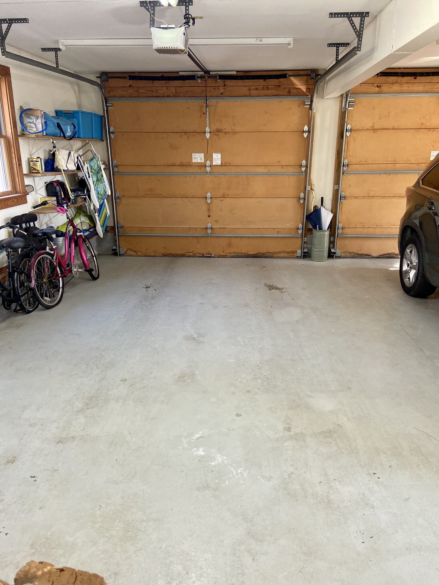 Privacy Garage Parking - 631 Yeopim Rd