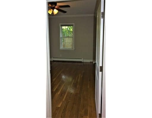 Building Photo - 130 Pine St