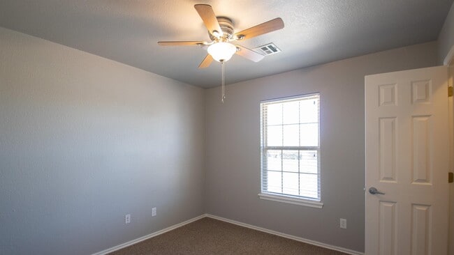 Building Photo - 21925 Homesteaders Rd