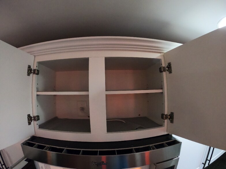 Building Photo - 2390 Mill Rd