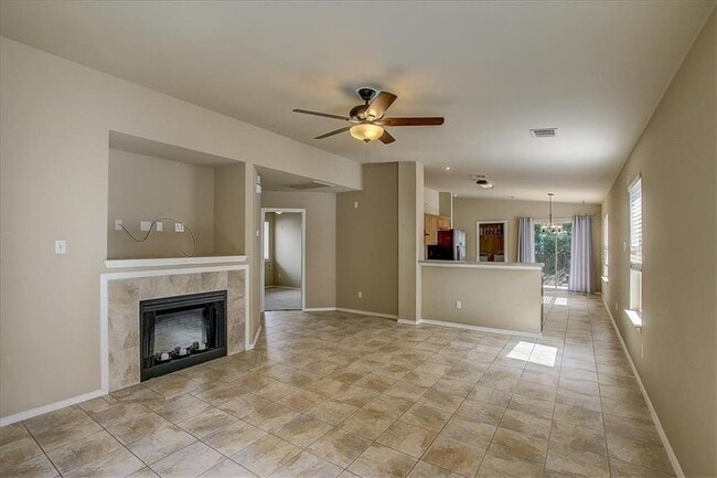 Building Photo - 2207 Jesse Owens Dr