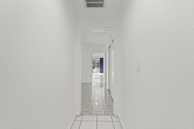 Building Photo - JUDD